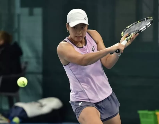 mental-baja-saat-menghadapi-lawan-di-tenis