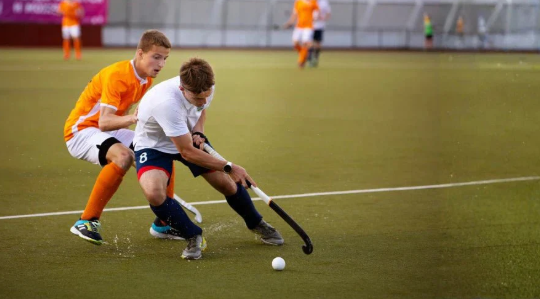 Kesalahan Umum Pemula Saat Bermain Hockey Lapangan