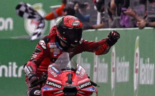 Berita MotoGP Terbaru Hadirkan Persaingan Sengit